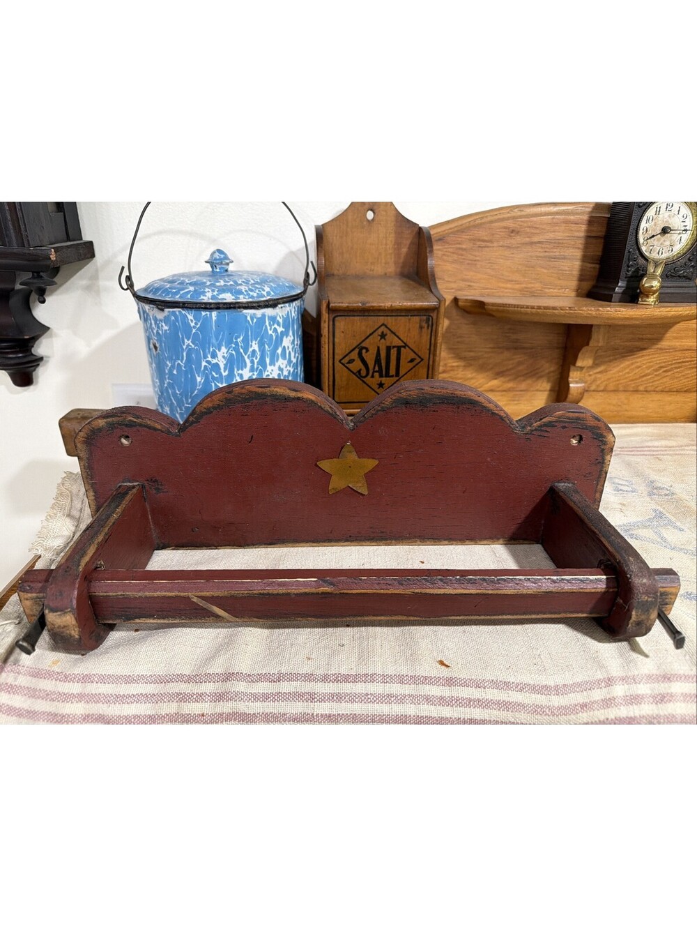 Primitive Red Wood Paper Towel Holder Wall-Mount Country Farmhouse Rustic